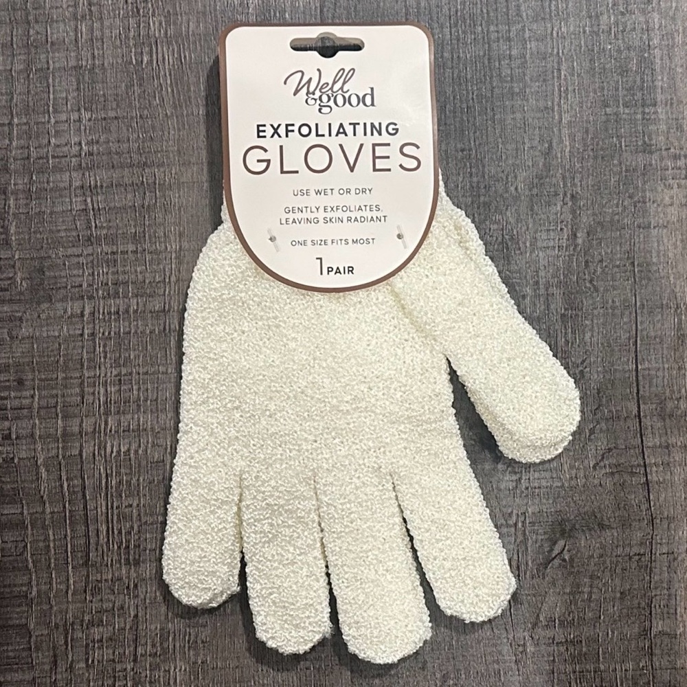 💞 New Pair of Cream Well & Good Exfoliating Bath & Shower Gloves